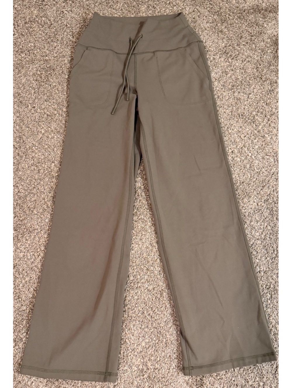 Avalanche Outdoor Supply Women’s Olive Wide Leg Performance Pants Small